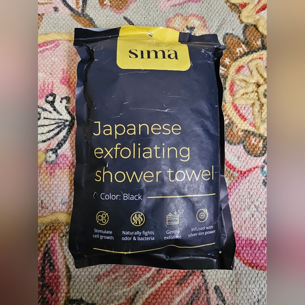 Sima Japanese Exfoliating Shower Towel - Black